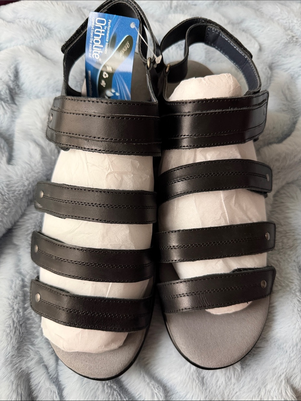 NWT Propet Women's Strappy Sandals with Adjustable Straps 11